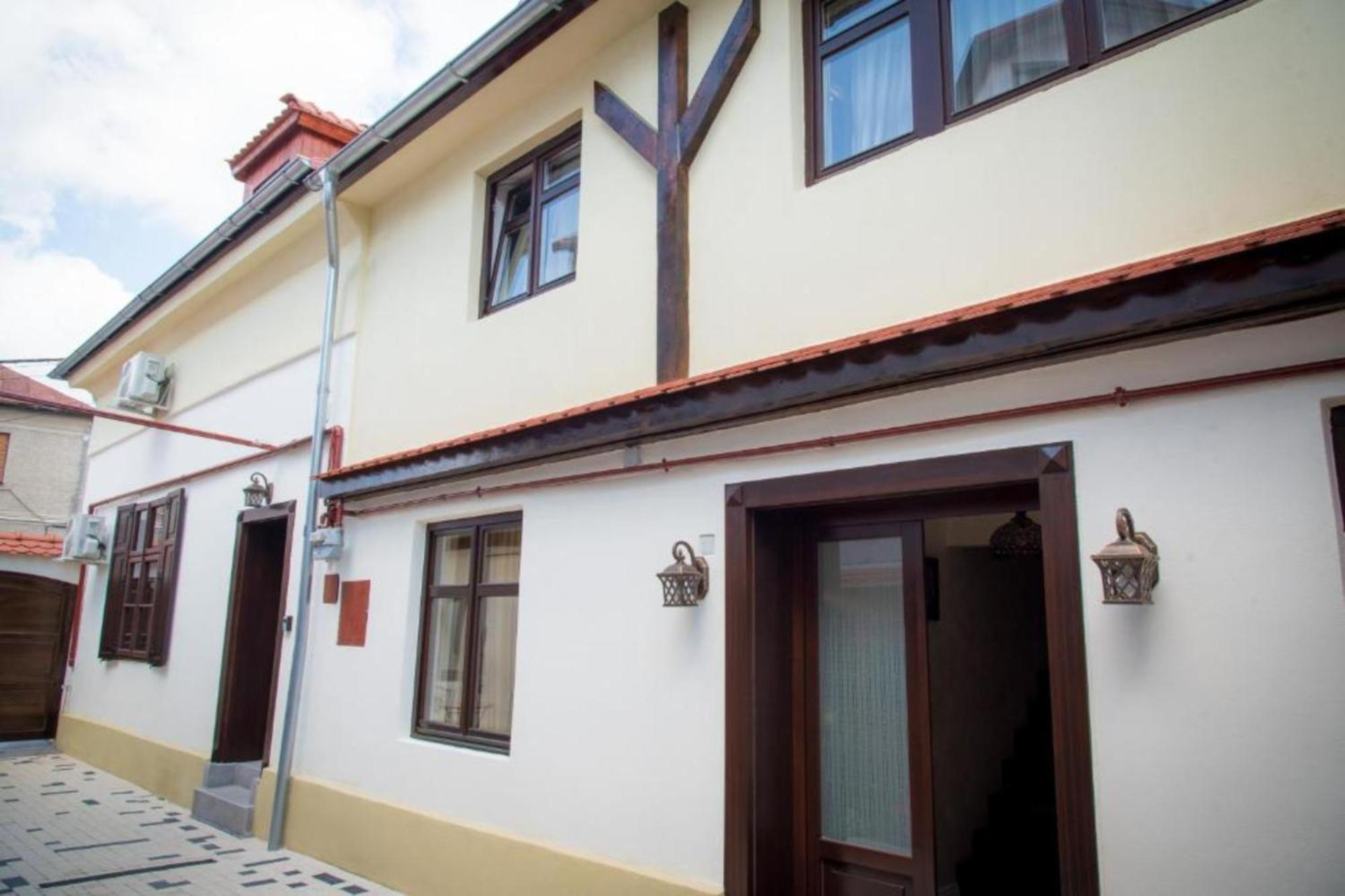 Cochet House Sibiu Aparthotel Luaran gambar
